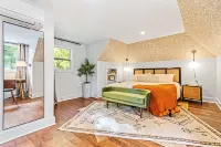 Secluded Chic Design: 15Min Avl-GameRm-Sauna-HotTub