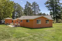 Cabin on Farm Island Lake in Aitkin