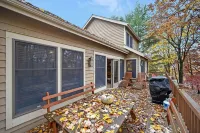 Camelback Poconos Luxury -  4 Bedroom house, game room, on the mountain