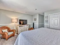 Glamorous 2 Story Beachfront Condo on Topsail Island