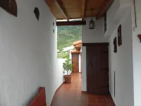 Nice country house with terrace, sea and mountains views Hotels in Frontera