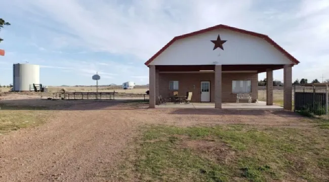 Close to Town~Mountain Views~ and Wineries~2 Bed/1Bath