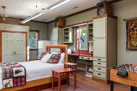 Private White River Estate on 214 acres. ATV/hiking trails. Pets stay free