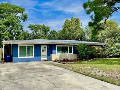 Siesta Beach Getaway - Minutes to Beach, Shops, Dining Hotels near Beneva Marketplace