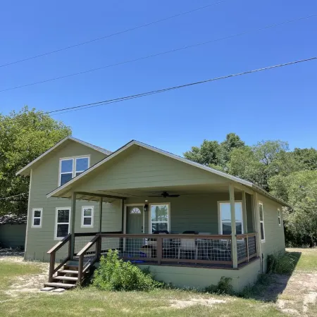 Rio Verde - Cozy Cottage on the Frio River