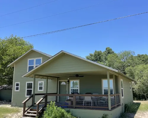 Rio Verde - Cozy Cottage on the Frio River Hotels in Real County