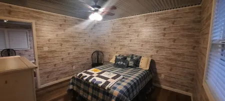 Buffalo River Paddle N Play Hideaway