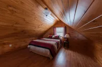 Cozy Vacation Getaway and Hunter's Paradise