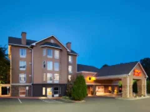 Hampton Inn & Suites Chapel Hill/Durham Hotels in Orange County