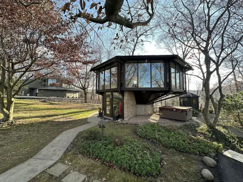 The Escape Pod at Cheat Lake / Morgantown, WVU - 2BD/2BA, HOT TUB, Lake & Golf