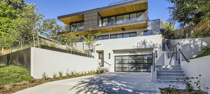 Luxurious Rental with Ideal Downtown Proximity - Stroll to Pearl Street and CU. Hotels in Boulder