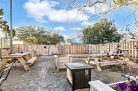 Cargo District - Experience Wilmington Like a Local Hotels near SandiCastles