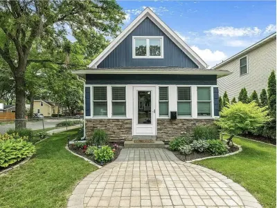 Pet-Friendly/Private fenced yard/3miles to Downtown/Airport Các khách sạn ở 