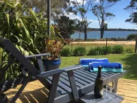 Private, sunny, waterfront retreat - Bay of Fires