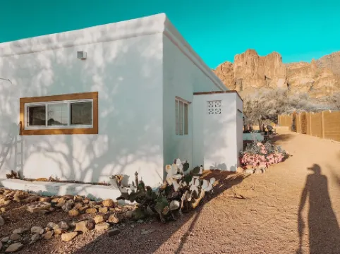 Casita at base of the Superstition Mountains. Unbelievable hiking and views.