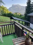 Studio with balcony 5 minutes from the center and next to the slopes
