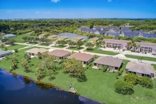 Water Front Sunny Relaxing  Vacation Home 3bds, 2 bath,  close to gulf beaches - 4-Star
