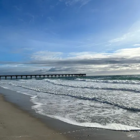NEW Wrightsville Beach 3 Bedroom Condo, 50 Steps to Beach, Ocean Views!