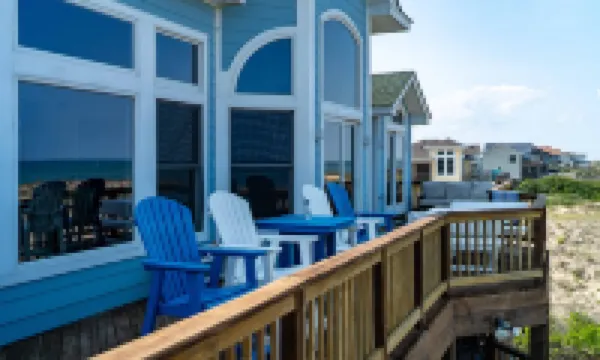 Oceanfront Luxury Home w/ Private Pool, Hot Tub, Game Room & More! Hotels in Fruitville