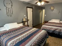 Large,3 Bdrm, Lake View/Access Home w/ Rustic/Modern Charm, Resort Amenities