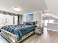 Spacious Valley Junction Retreat