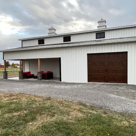 Cozy 3-bedroom cottage encased by expansive country pastures!