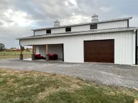 Cozy 3-bedroom cottage encased by expansive country pastures!