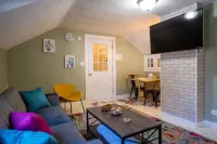 Freshwater Flat, Downtown Douglas - Apart in Downtown right off Center Street.