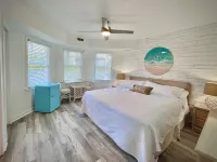 Oceanfront 4 bedroom Salvo Sandcastle * Hot Tub Hôtels à proximité de : Outer Banks