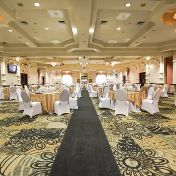 Holiday Inn Express & Suites COCOA by IHG