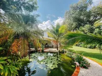 Tiki Hut in tropical paradise - Bintang 2