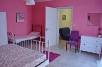 PINK BAY HOUSE 100 MT FROM THE SEA