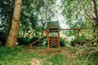 The Woodinville Wonderland Luxury Vacation Home and Event Venue Hotels in Union Hill-Novelty Hill