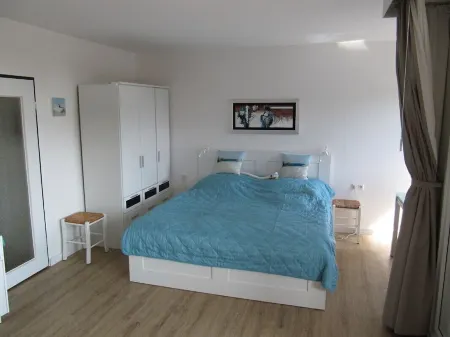 Ostseeperle Modernly furnished with swimming pool