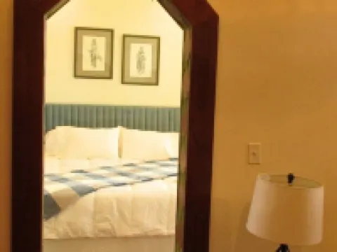 The Stone room Suite #11, sleeps 5 guest 温泉村酒店