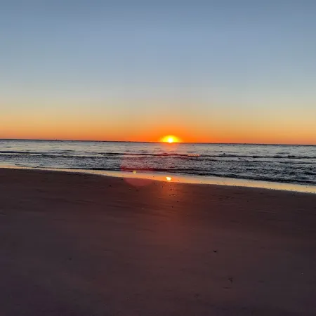 What a View! Cozy 3-Br at Far North End of North Topsail