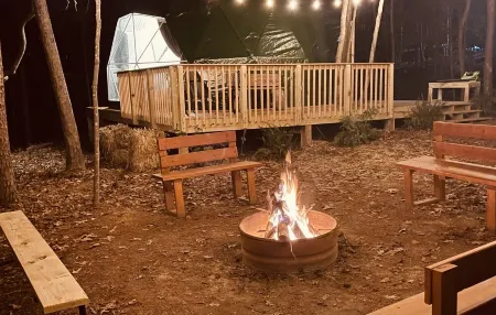 Charlotte Glamping Dome- Fawn and Fern Hideaway