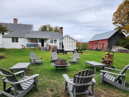 200 Year old updated Farmhouse on 12 acres - near Berkshire East Mountain Resort