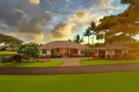 Luxury Home w/heated pool: Mehana Makai Poipu Beach附近的飯店