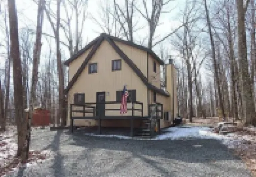 Beautiful Lodge in The Hideout!! Hotels in Lake Ariel