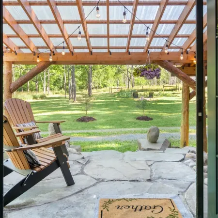 Cabin In the Finger Lakes near the Seneca Lake Wine Trail and Watkins Glen