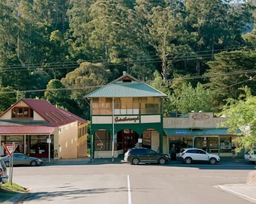 Ada Cottage - Warburton, Yarra Valley Hotels in Warburton