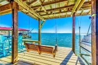 Margaritavilla-4 bed/3.5 baths-Water Front-Amazing