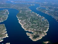 Spend the Holidays at the Lake! SPECIALS! Free Golf Cart! Lake Travis Access!
