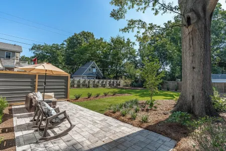 Quintessential 2-bedroom bungalow in the heart of Shandon in Columbia, SC.