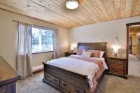 Caddy Shack Chateau- Spacious 4 bd/3.5b+Game Room, only 6 miles to Bandon Dunes! Hotels near Circles In The Sand