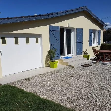 800M from the sea, renovated gite