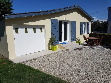 800M from the sea, renovated gite