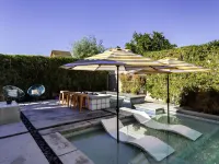 Private Pool Spa Game Room 3King beds 8 min Drive to Coachella - バスタブ