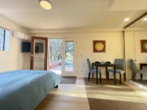 Sedona Garden Studio central to spectacular hikes!